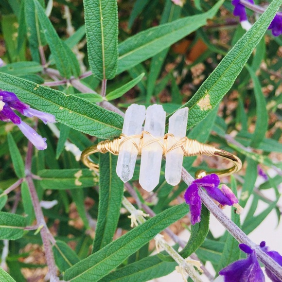 Raw quartz crystal cluster cuff - Picture 2 of 3